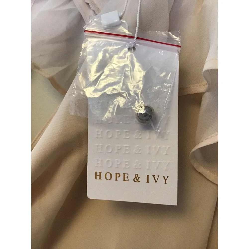 Hope & Ivy Women's Cream‎ Embroidered V-Neck Tiered Skirt Midi Dress Size 10 NWT - Picture 9 of 11